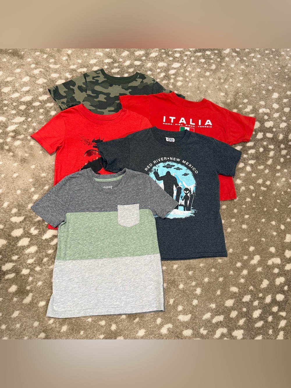 Bundle (5) Assorted Kids Short-Sleeve Graphic Tees. Size 5